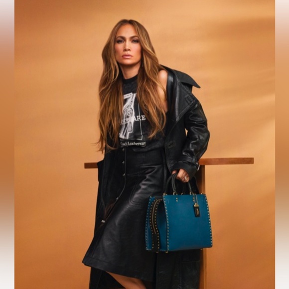 Coach Rogue 30 In Rivets & Wallet Set. Jennifer Lopez Collectors Special Edition - Picture 3 of 16